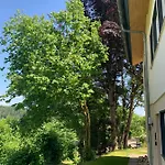 דירה Moderne Im Gruenen Mit Privatem Garten