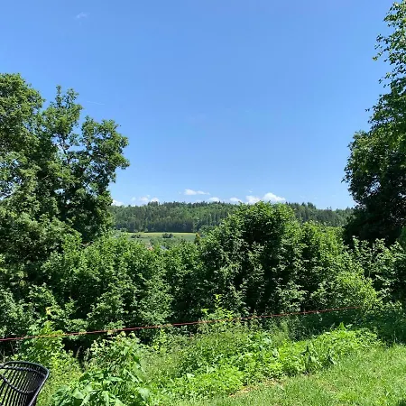 Apartmán Moderne Im Gruenen Mit Privatem Garten *